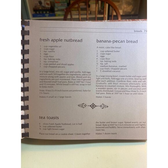 Nutbread and Nostalgia Cookbook 1979 Junior League of South Bend Vintage Region - Picture 6 of 9